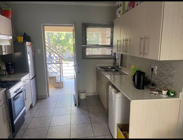 2 BEDROOM PROPERTY TO RENT IN FOURWAYS